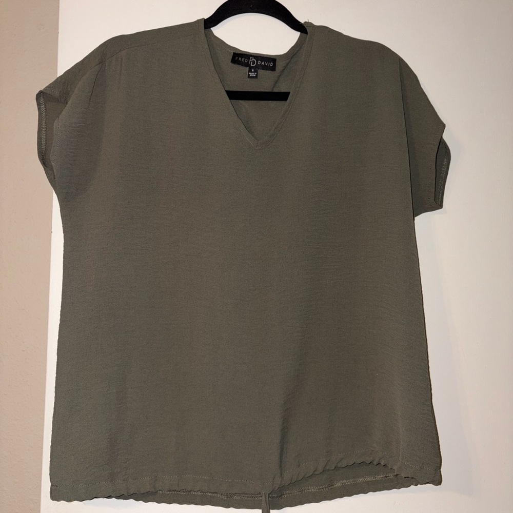 Fred David Olive Green Set- V-Neck Women's Top & Pants